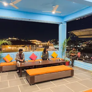 Hostel Madpackers